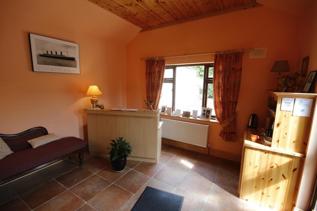 Macreddin Rock Bed & Breakfast Aughrim Værelse billede