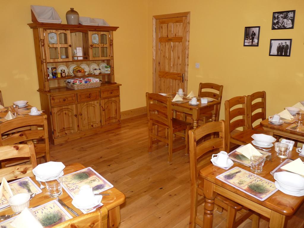 Macreddin Rock Bed & Breakfast Aughrim Værelse billede