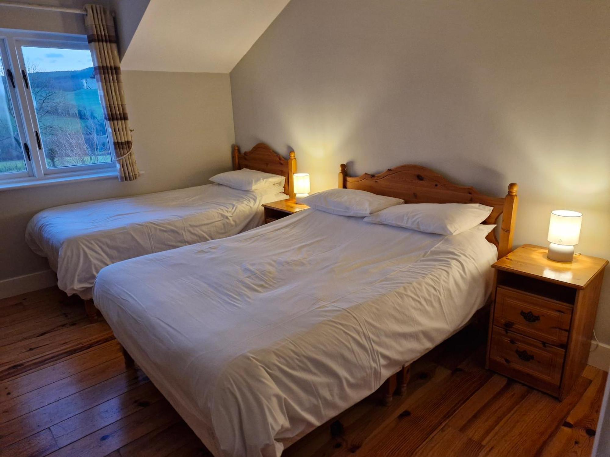 Macreddin Rock Bed & Breakfast Aughrim Eksteriør billede