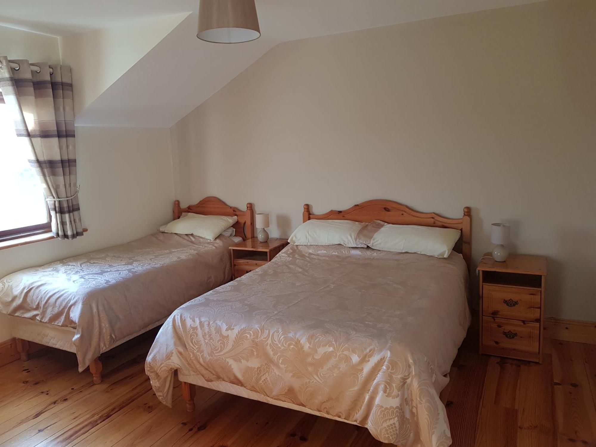 Macreddin Rock Bed & Breakfast Aughrim Eksteriør billede