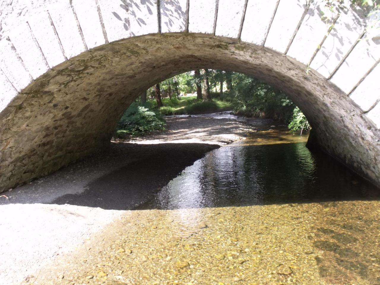 Macreddin Rock Bed & Breakfast Aughrim Eksteriør billede